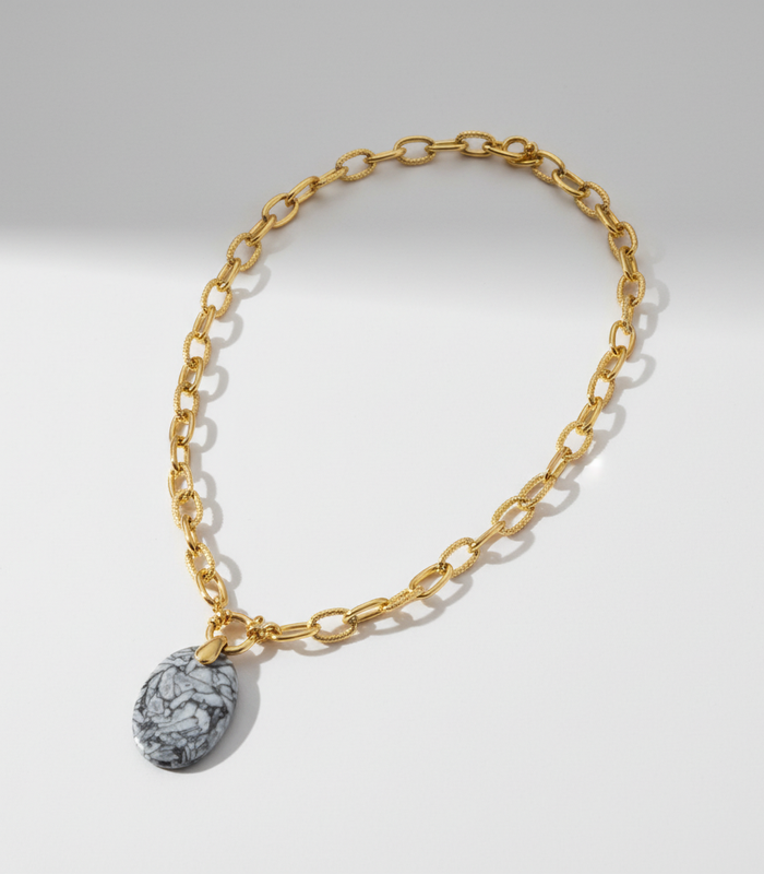 Collier strié doré & Pinolite